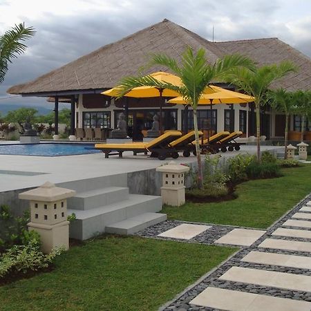 Villa Pelangi Bali Seririt  Номер фото